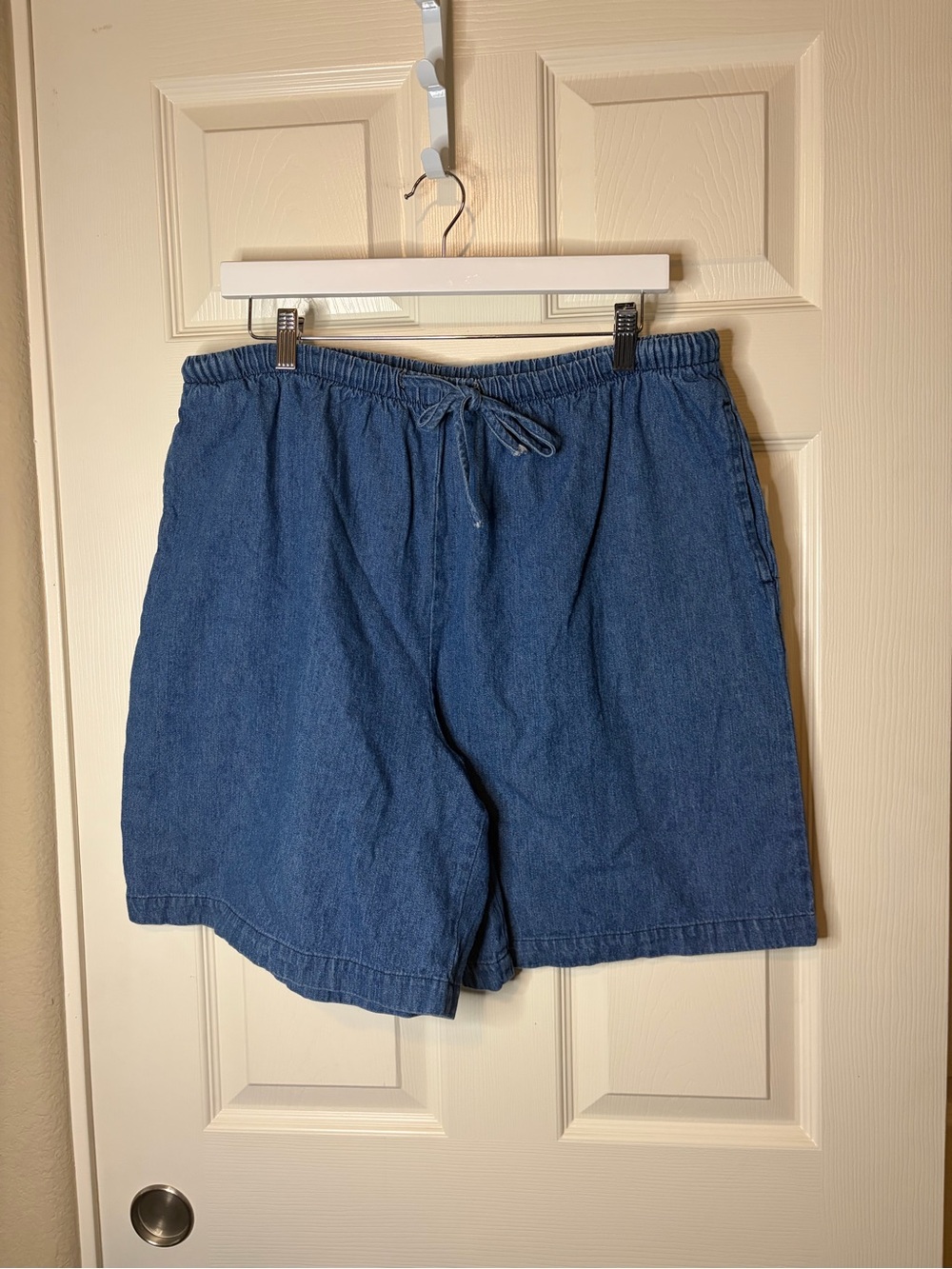Women’s Coldwater Creek 100% Cotton 7” Med Wash Drawstring Shorts 1X